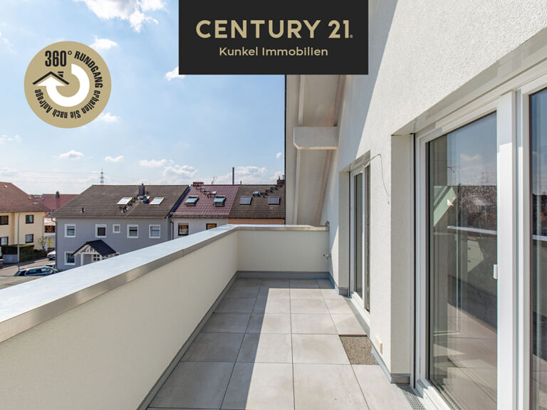 Dachgeschosswohnung mit Einbauküche und Balkon – Neubau 2021
